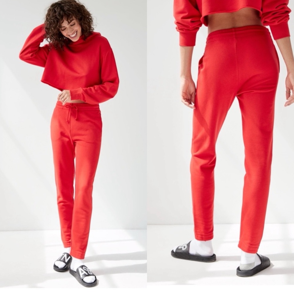 Aritzia TNA Cozy Fleece New Perfect Sweatpant Red Size S
